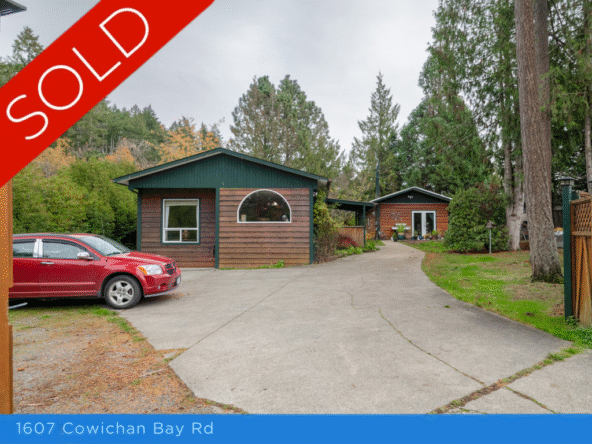 1607 cowichan bay rd